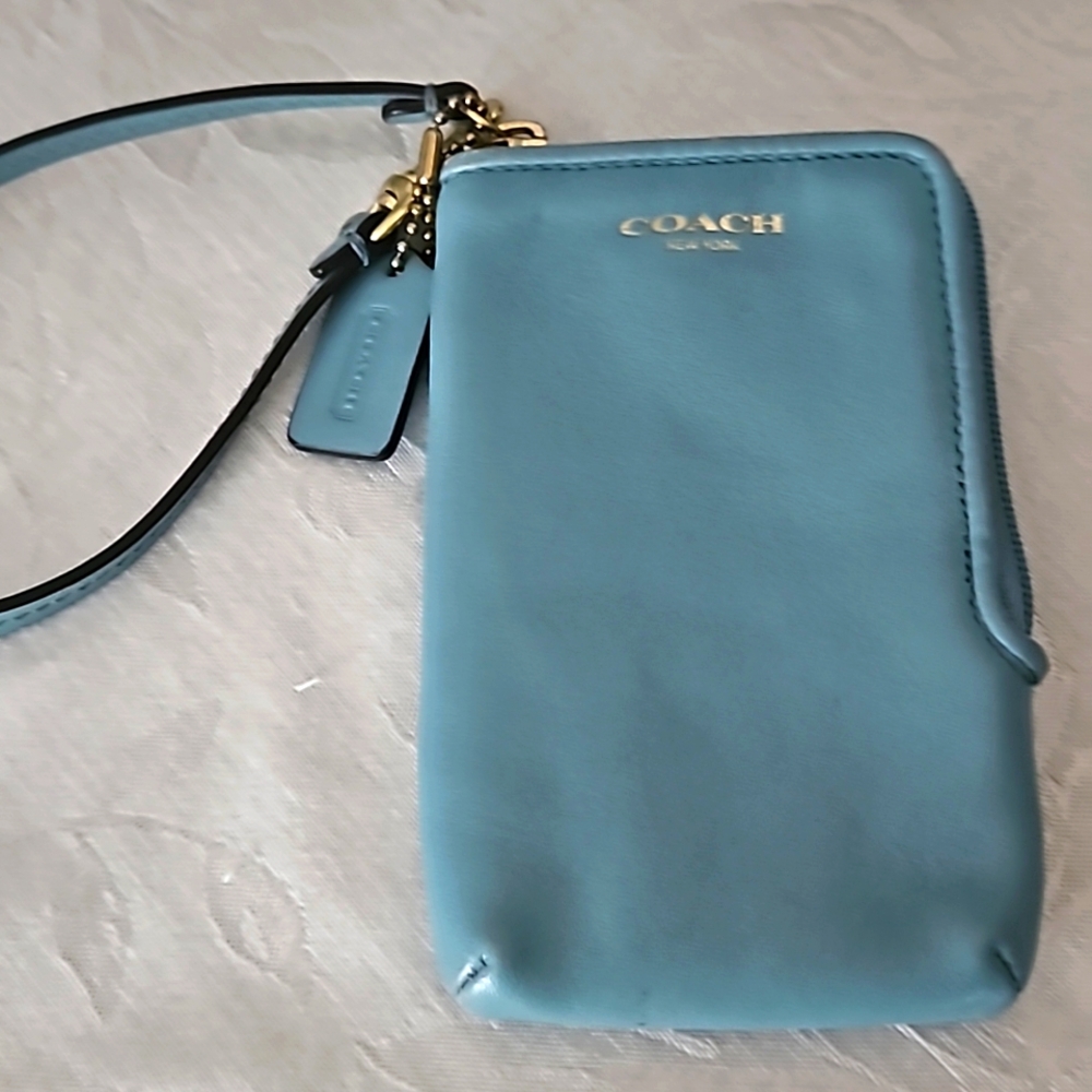 4/$15 Leather Zip Wristlet.